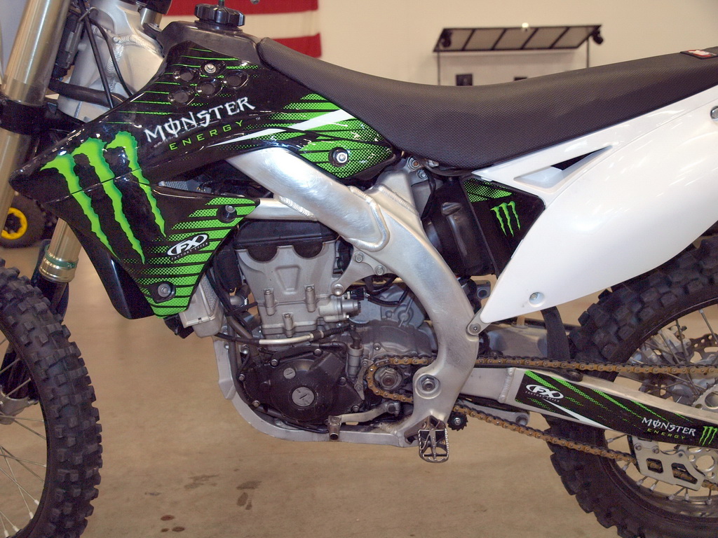 Купить мотоцикл Kawasaki KX450F 2010 фото 11